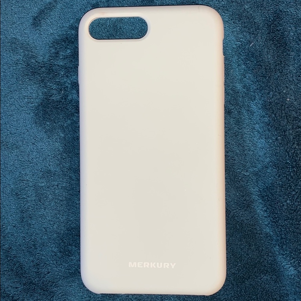 Apple iPhone 8 Plus case by Merkury